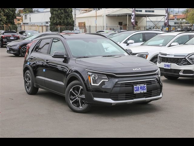 2025 Kia Niro EX