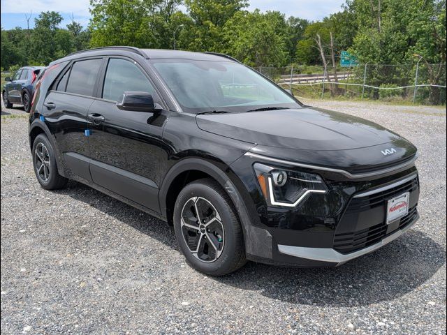 2025 Kia Niro EX