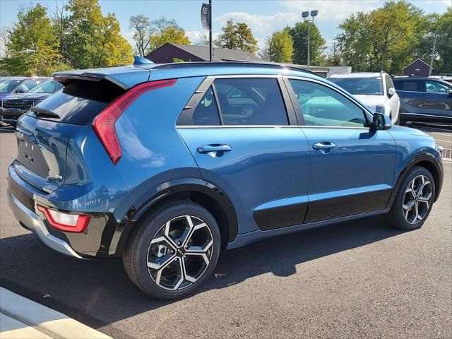 2025 Kia Niro EX Touring