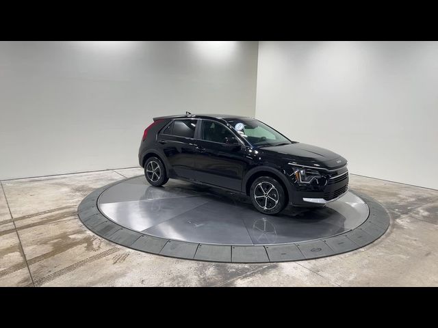 2025 Kia Niro LX