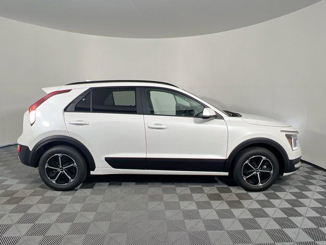 2025 Kia Niro LX