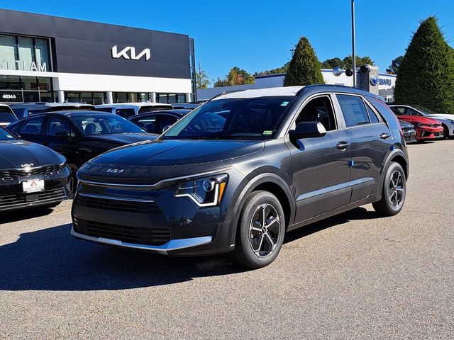 2025 Kia Niro LX