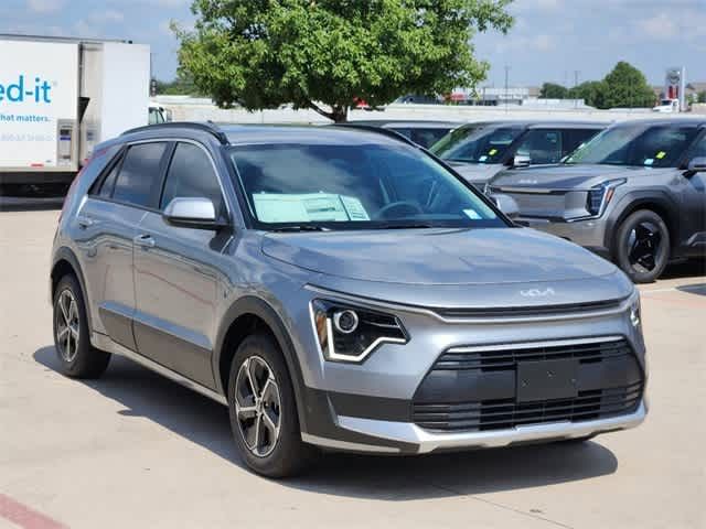 2025 Kia Niro LX