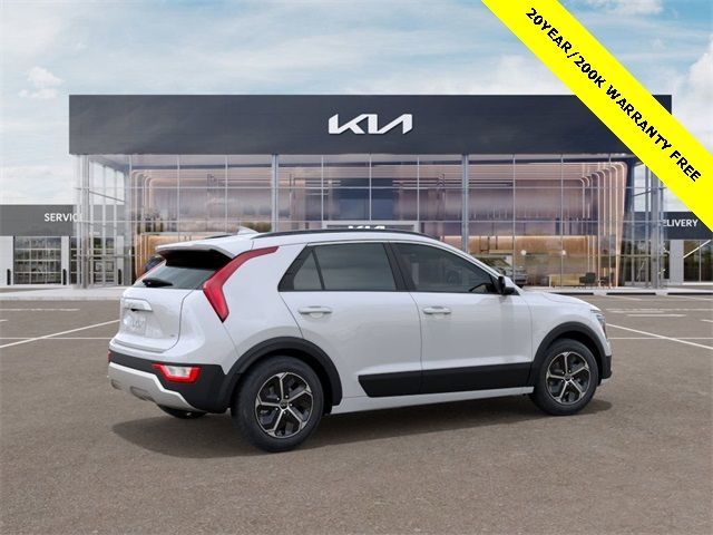 2025 Kia Niro LX