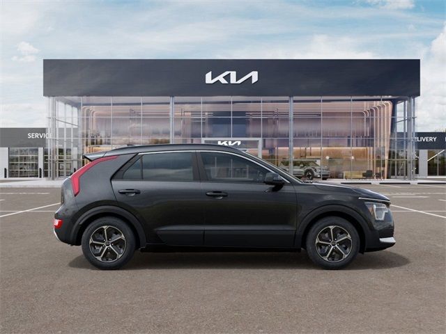 2025 Kia Niro LX