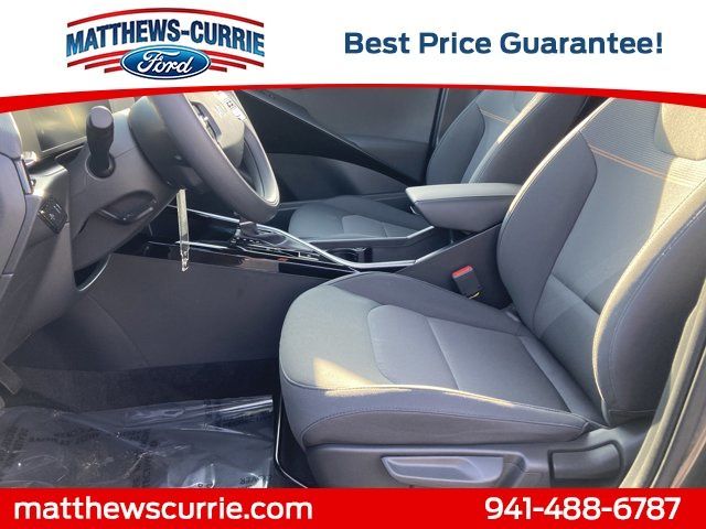 2025 Kia Niro LX