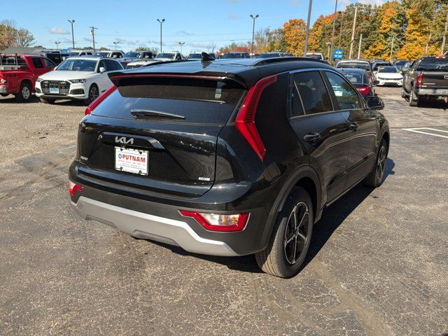 2025 Kia Niro LX