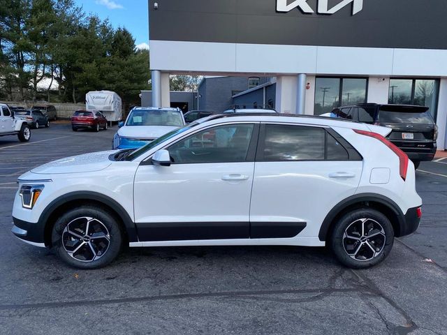 2025 Kia Niro LX