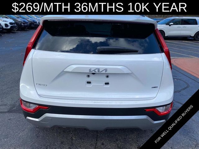 2025 Kia Niro LX