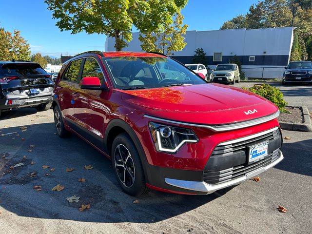 2025 Kia Niro LX