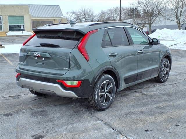 2025 Kia Niro SX