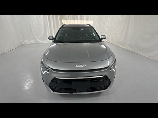 2025 Kia Niro SX