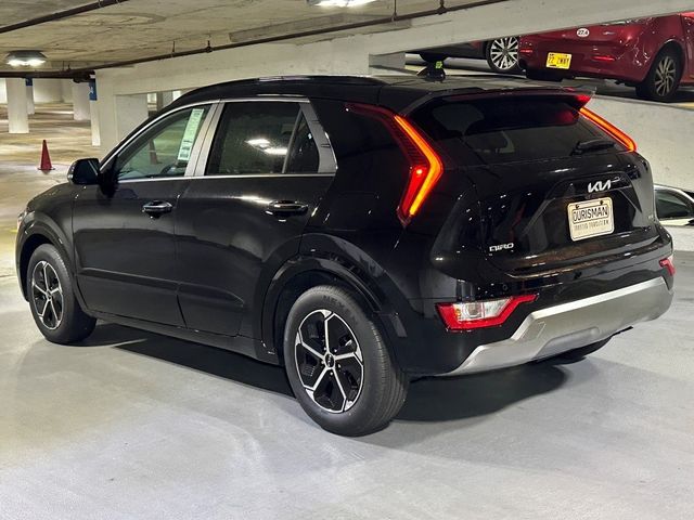 2025 Kia Niro SX