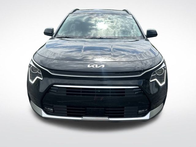 2025 Kia Niro SX
