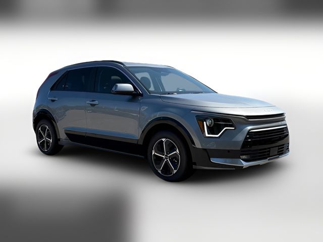 2025 Kia Niro SX