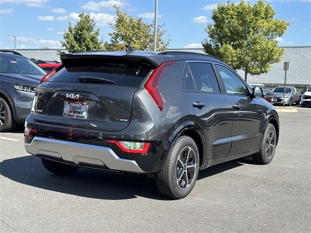 2025 Kia Niro SX