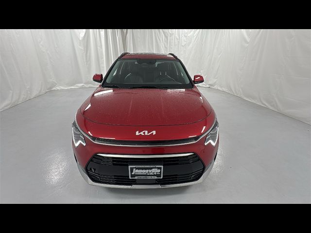 2025 Kia Niro SX