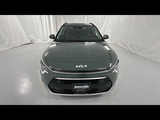 2025 Kia Niro SX Touring