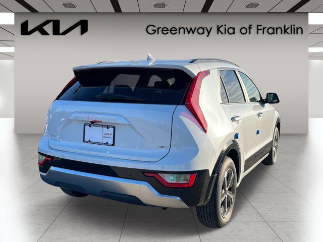 2025 Kia Niro SX