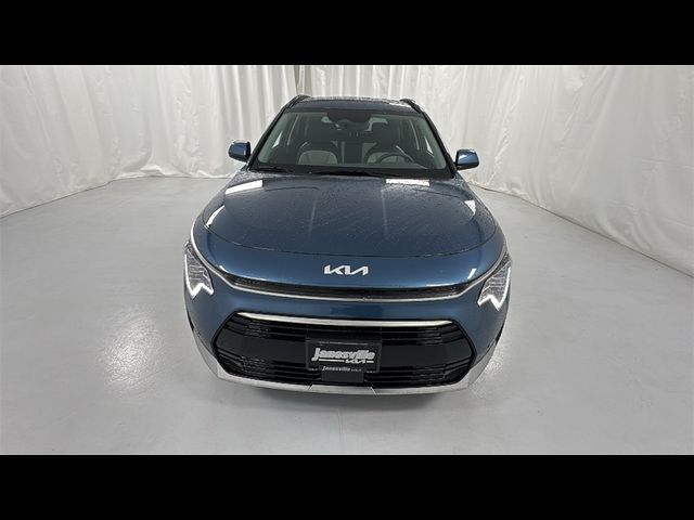 2025 Kia Niro SX Touring