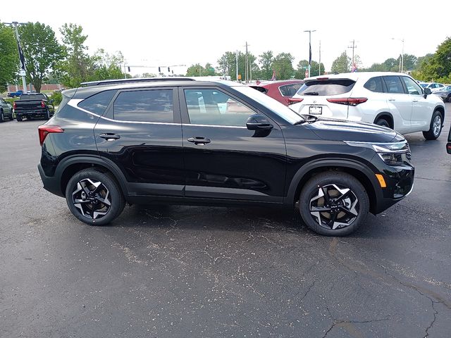 2025 Kia Seltos EX