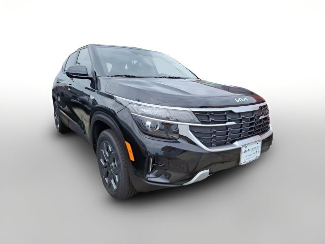 2025 Kia Seltos LX