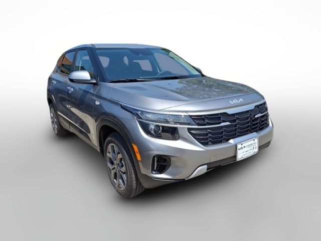 2025 Kia Seltos LX