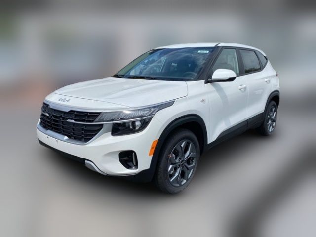 2025 Kia Seltos LX