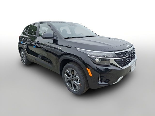 2025 Kia Seltos LX