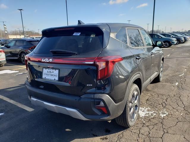 2025 Kia Seltos LX