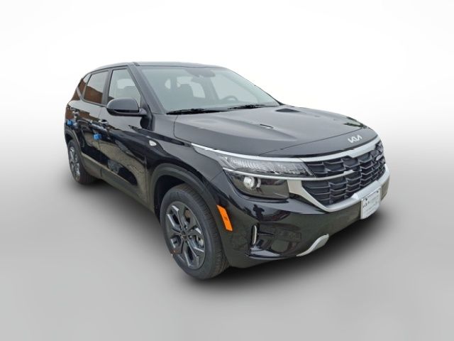 2025 Kia Seltos LX