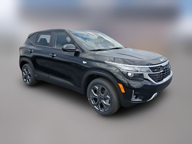 2025 Kia Seltos LX