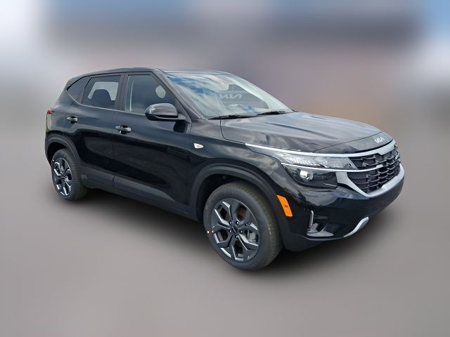 2025 Kia Seltos LX