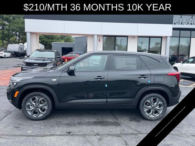 2025 Kia Seltos LX