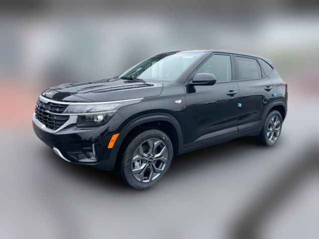 2025 Kia Seltos LX