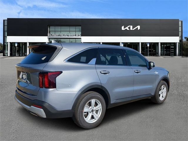 2025 Kia Sorento LX