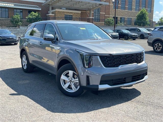 2025 Kia Sorento LX