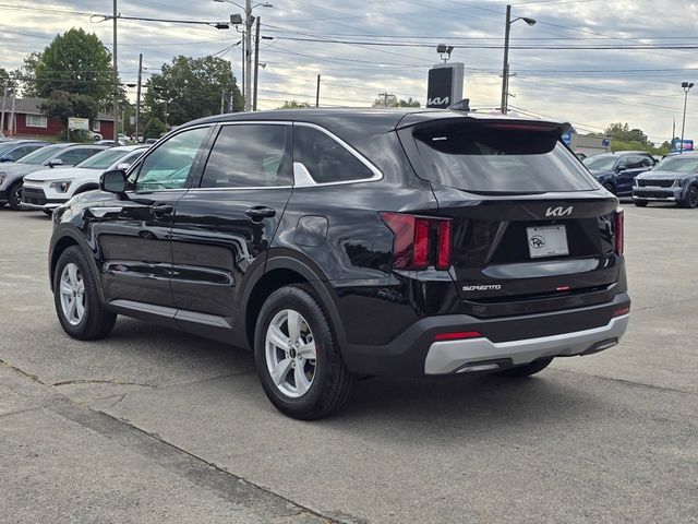 2025 Kia Sorento LX