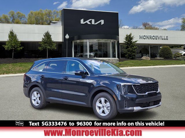 2025 Kia Sorento LX