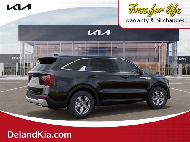 2025 Kia Sorento LX
