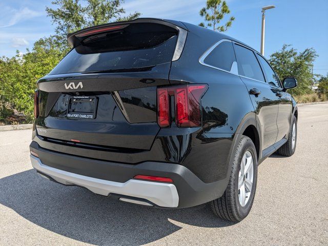 2025 Kia Sorento LX