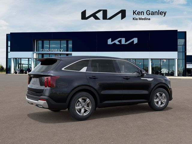 2025 Kia Sorento LX