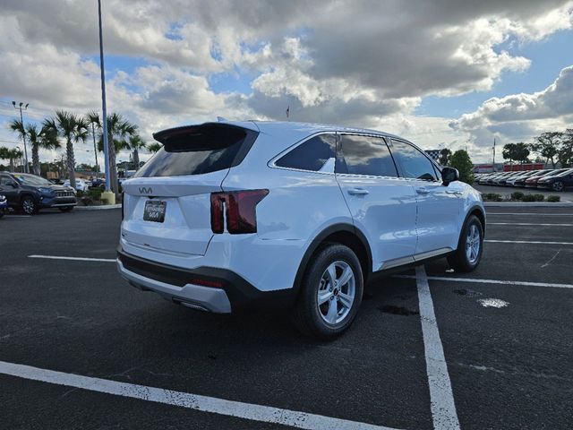 2025 Kia Sorento LX