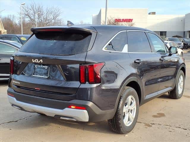 2025 Kia Sorento LX