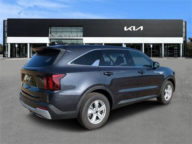 2025 Kia Sorento LX