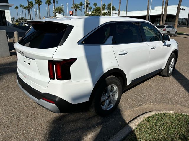 2025 Kia Sorento LX