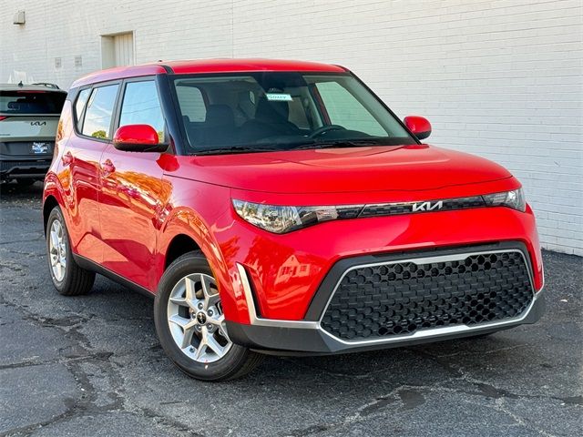 2025 Kia Soul LX