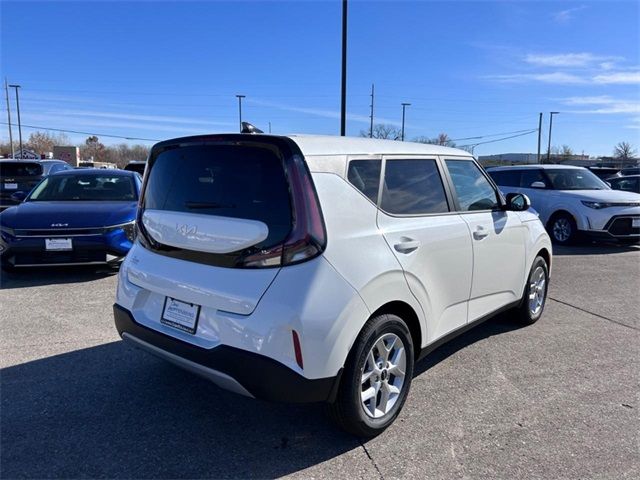 2025 Kia Soul LX