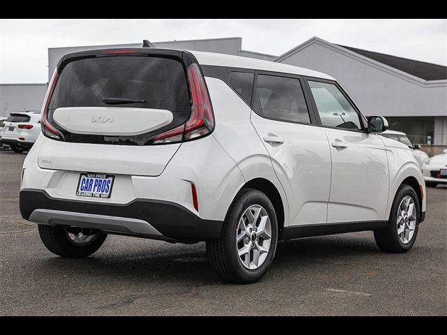 2025 Kia Soul LX