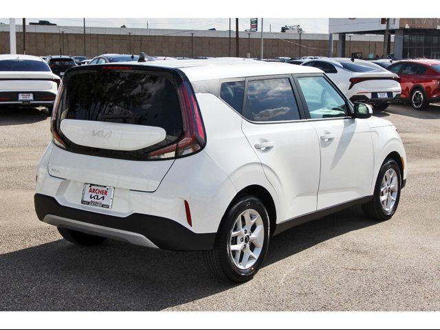 2025 Kia Soul LX